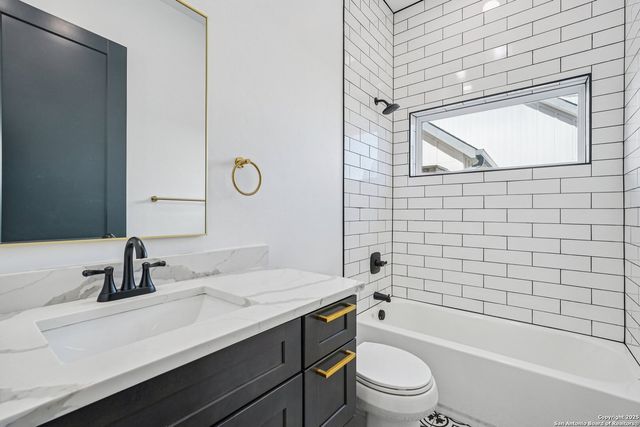 510 Conner Court, Kerrville, TX 78028