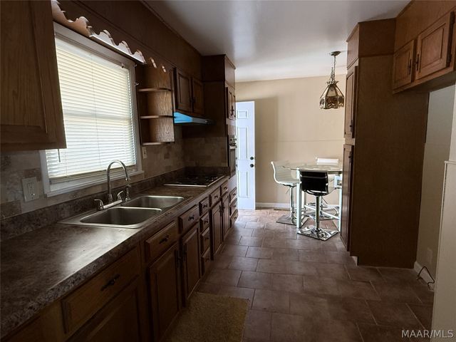 825 GOLDWIRE Street, Birmingham, AL 35204