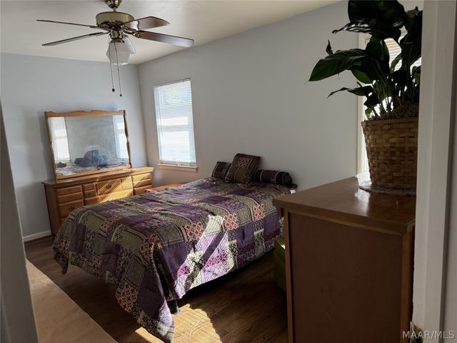 825 GOLDWIRE Street, Birmingham, AL 35204