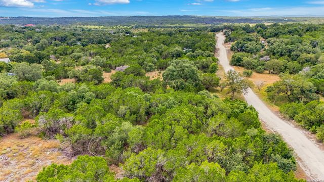 136 Angus Trl, Spring Branch, TX 78070