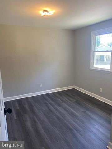 452 GRAYTHORN RD, Middle River, MD 21220