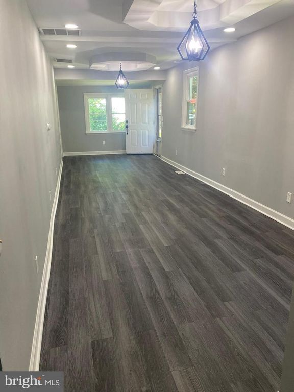 452 GRAYTHORN RD, Middle River, MD 21220