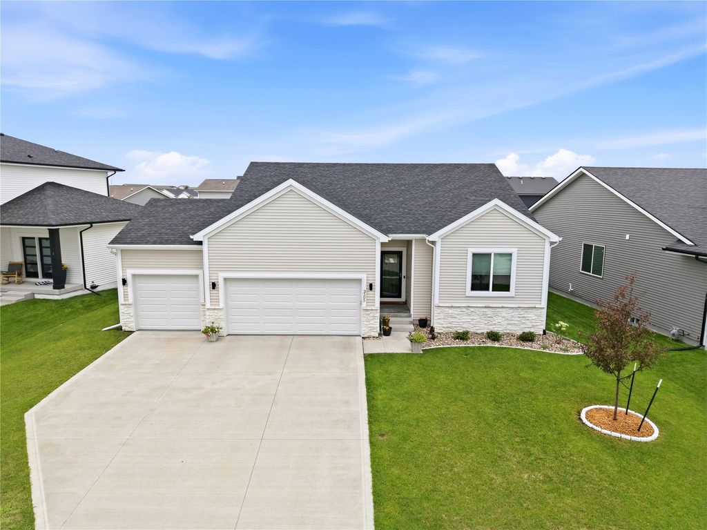 3505 NE 11th Street, Ankeny, IA 50021