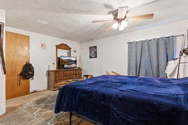 314 49th Street NW, Albuquerque, NM 87105