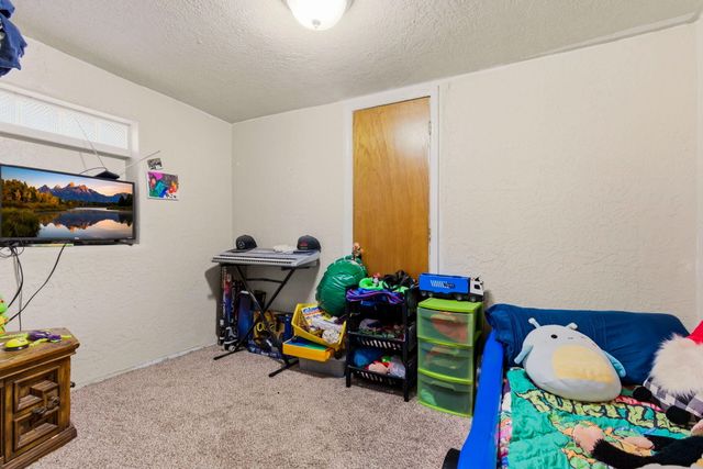 314 49th Street NW, Albuquerque, NM 87105