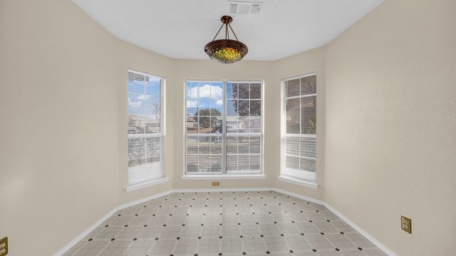 1100 Miles Avenue, Burleson, TX 76028