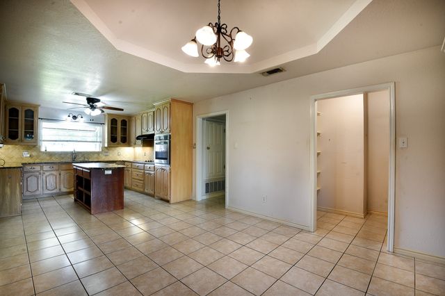 3840 Blackchamp Road, Midlothian, TX 76065