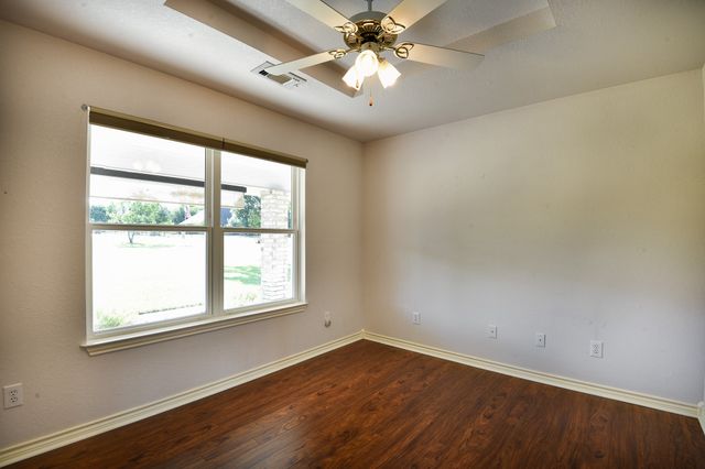 3840 Blackchamp Road, Midlothian, TX 76065