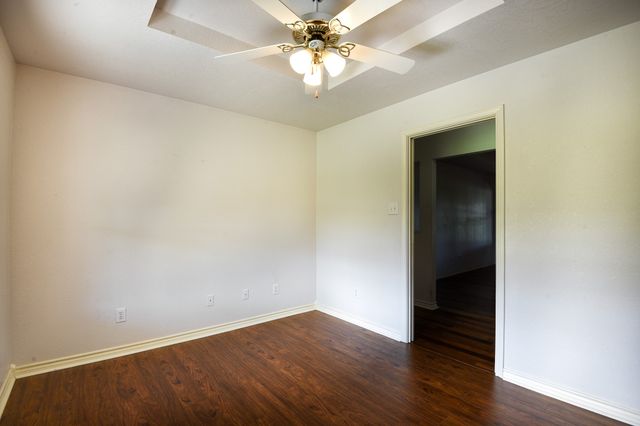 3840 Blackchamp Road, Midlothian, TX 76065