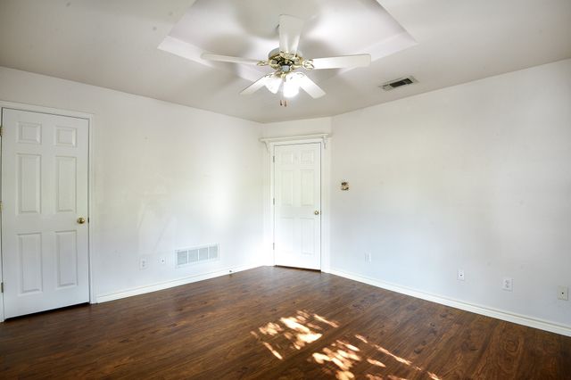 3840 Blackchamp Road, Midlothian, TX 76065