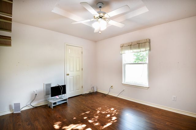 3840 Blackchamp Road, Midlothian, TX 76065