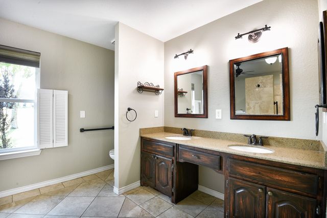 3840 Blackchamp Road, Midlothian, TX 76065