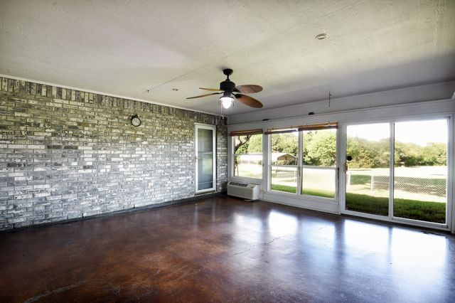 3840 Blackchamp Road, Midlothian, TX 76065