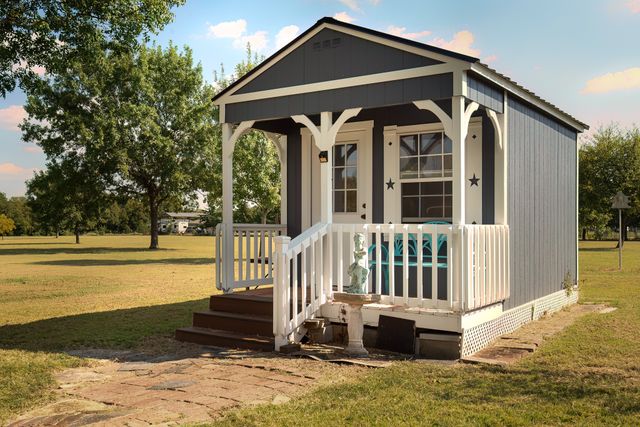 3840 Blackchamp Road, Midlothian, TX 76065