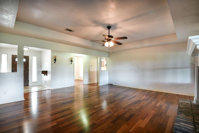 3840 Blackchamp Road, Midlothian, TX 76065