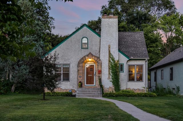 4849 Portland Avenue, Minneapolis, MN 55417