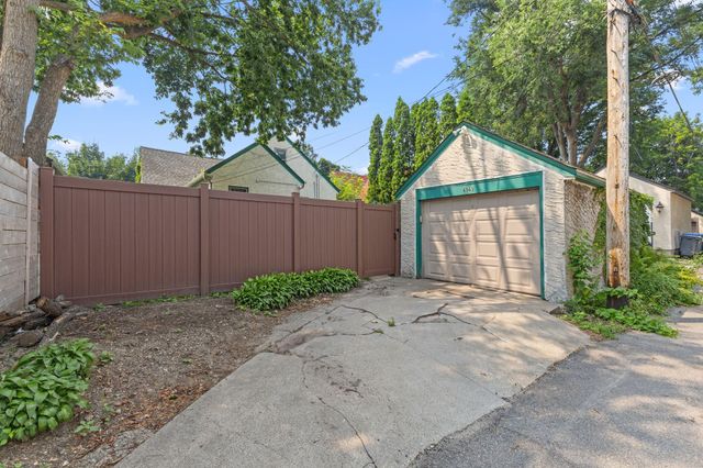 4849 Portland Avenue, Minneapolis, MN 55417