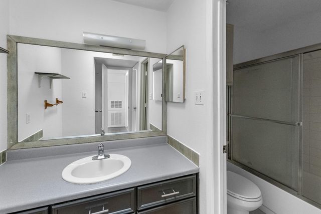 18800 Egret Bay Boulevard 804, Webster, TX 77058