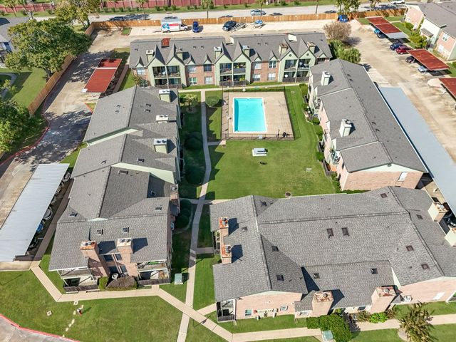 18800 Egret Bay Boulevard 804, Webster, TX 77058