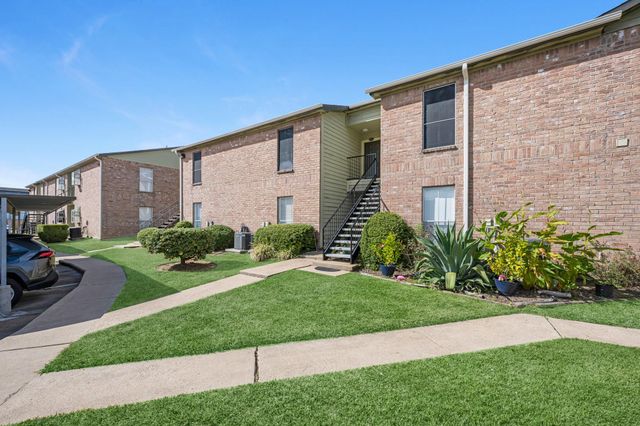 18800 Egret Bay Boulevard 804, Webster, TX 77058