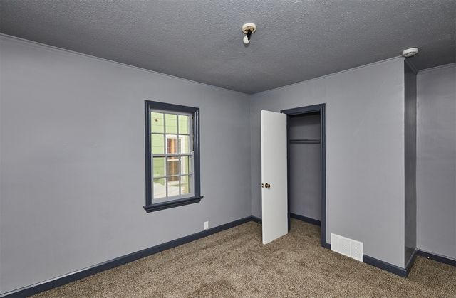 1442 34th Street, Des Moines, IA 50311