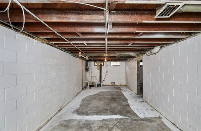 1442 34th Street, Des Moines, IA 50311