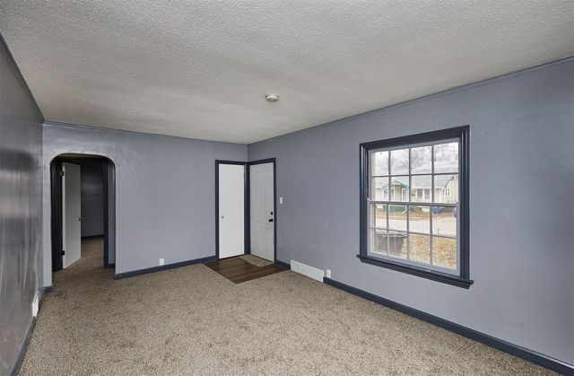 1442 34th Street, Des Moines, IA 50311