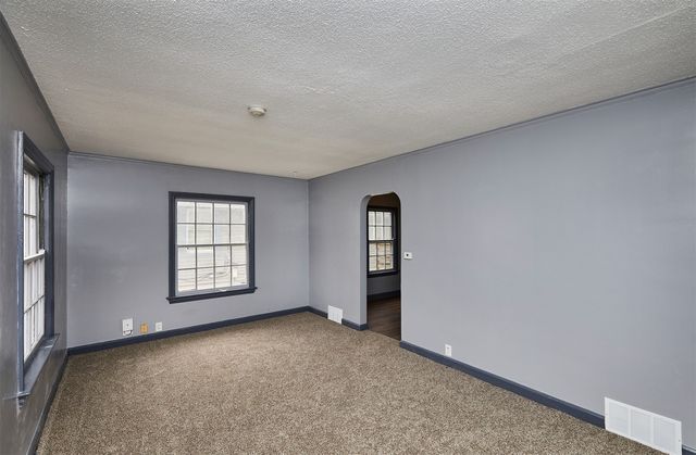 1442 34th Street, Des Moines, IA 50311