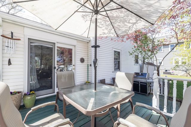 98 Cherry St, Newton, MA 02465