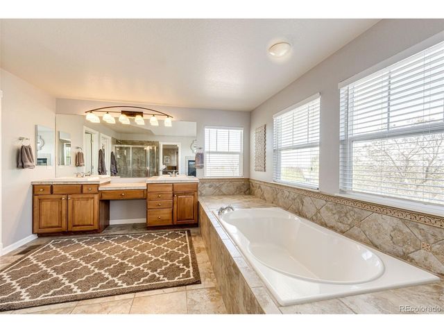 10634 Amesbury Way, Highlands Ranch, CO 80126