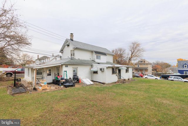 17 2ND AVE, Baltimore, MD 21225