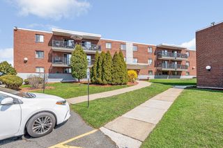 300 Governors Dr 21, Winthrop, MA 02152