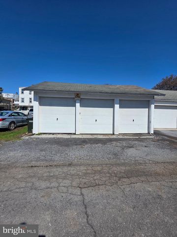 528 MAPLE ST, Lebanon, PA 17046
