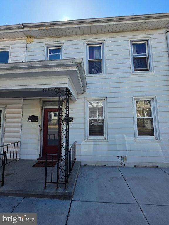 528 MAPLE ST, Lebanon, PA 17046