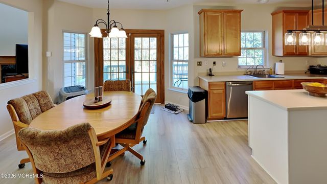 33 Mill Pond Road, Jackson, NJ 08527