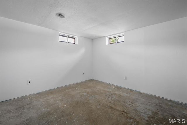 75 Country Life Drive, O'fallon, MO 63366