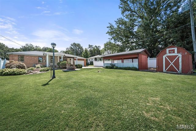75 Country Life Drive, O'fallon, MO 63366