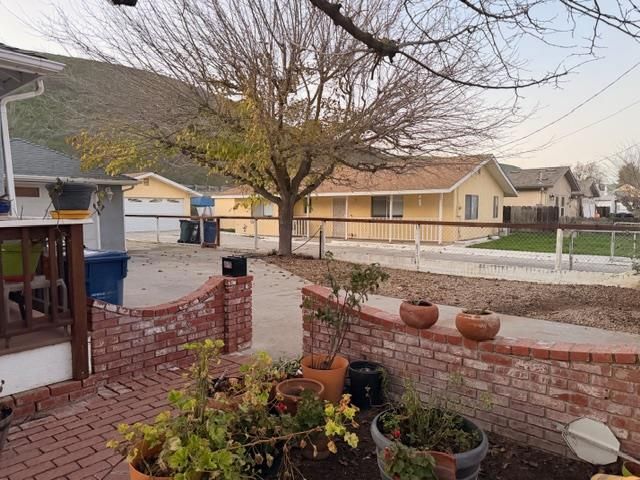 1421 K Street, San Miguel, CA 93451