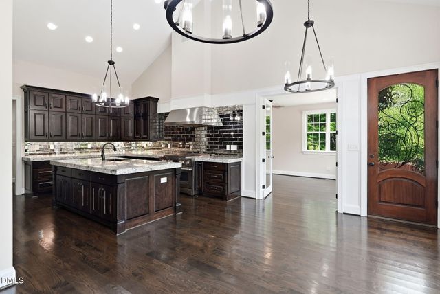222 American Court, Apex, NC 27523