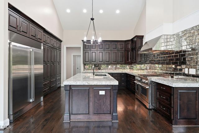 222 American Court, Apex, NC 27523