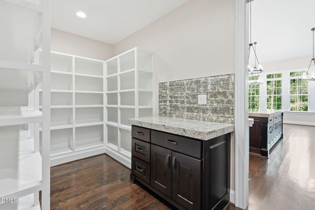 222 American Court, Apex, NC 27523