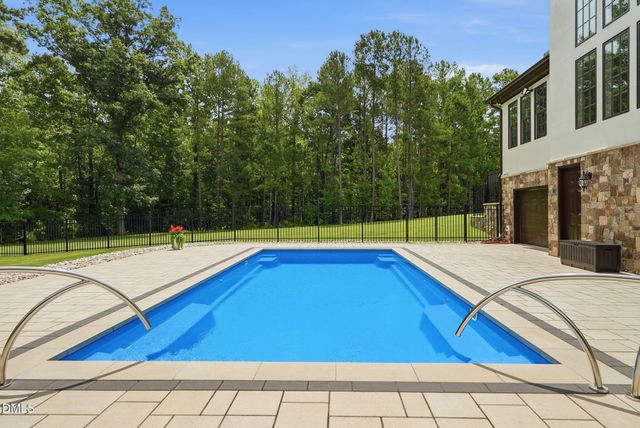 222 American Court, Apex, NC 27523