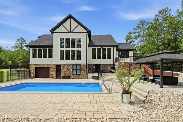 222 American Court, Apex, NC 27523