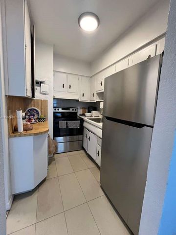 600 Layne Blvd 110, Hallandale Beach, FL 33009