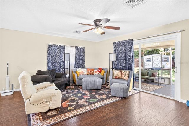 2021 OLIVER PLACE, Winter Haven, FL 33881