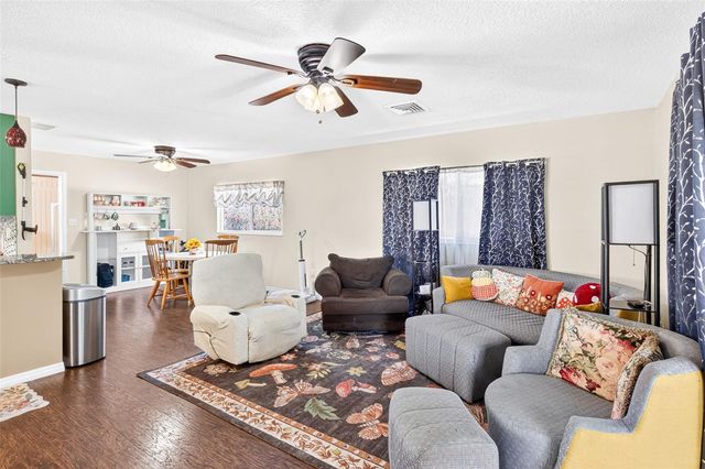 2021 OLIVER PLACE, Winter Haven, FL 33881