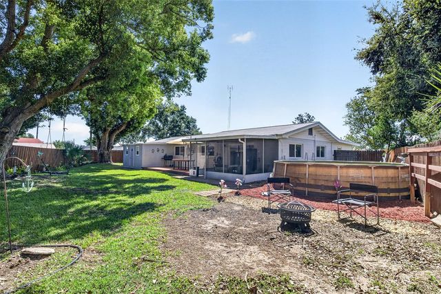 2021 OLIVER PLACE, Winter Haven, FL 33881