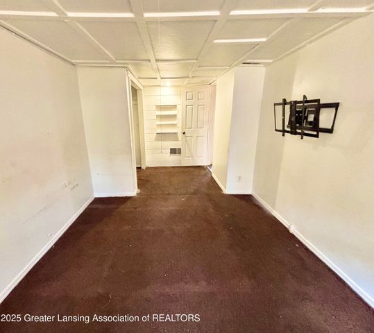 111 E Potter Avenue, Lansing, MI 48910