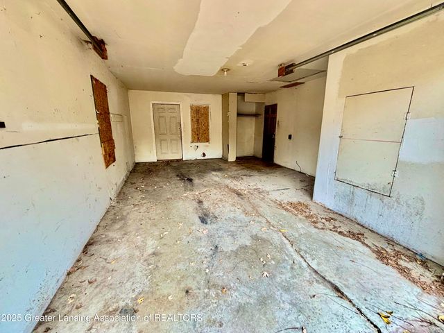 111 E Potter Avenue, Lansing, MI 48910