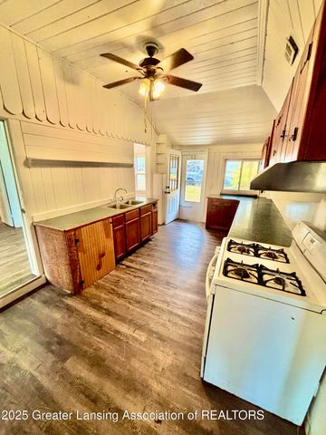 111 E Potter Avenue, Lansing, MI 48910